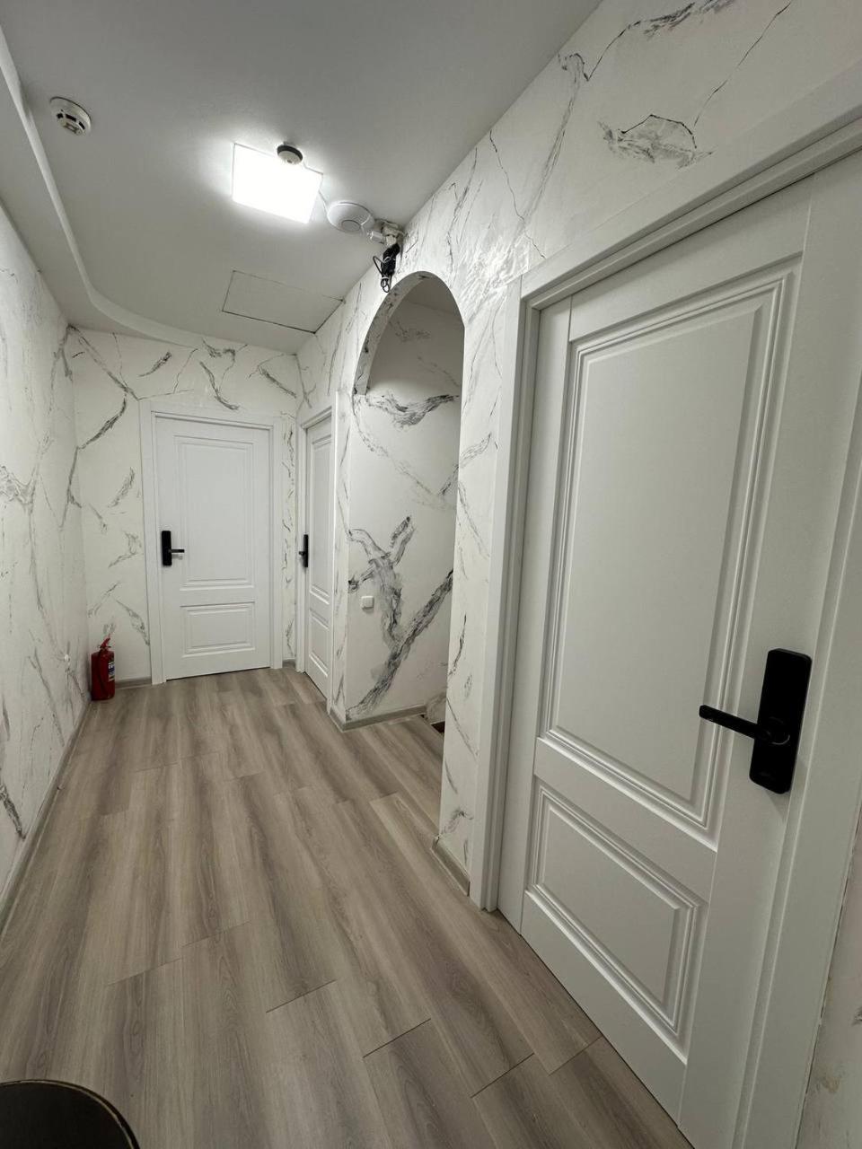 Olive Hotel Erivan Exterior foto